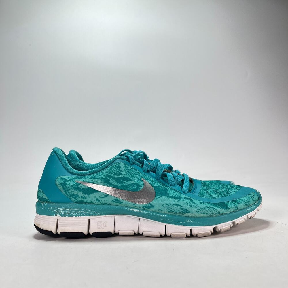 Nike Free 5.0 Turquoise Snakeskin Print Running Shoes 695168-300 Womens Size 8.5